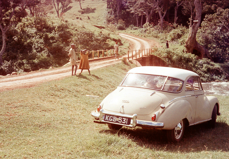 Illustration for article titled This Guy Raced A Tiny Two-Stroke DKW Surrounded By Lions In Africa